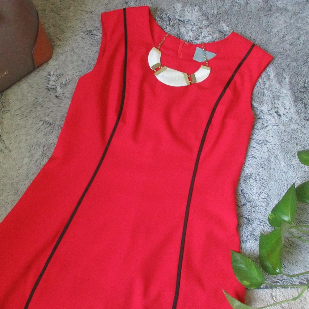 Red Scallop Cocktail/ Homecoming Dress Medium